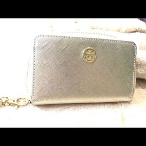 Tory Burch wristlet wallet